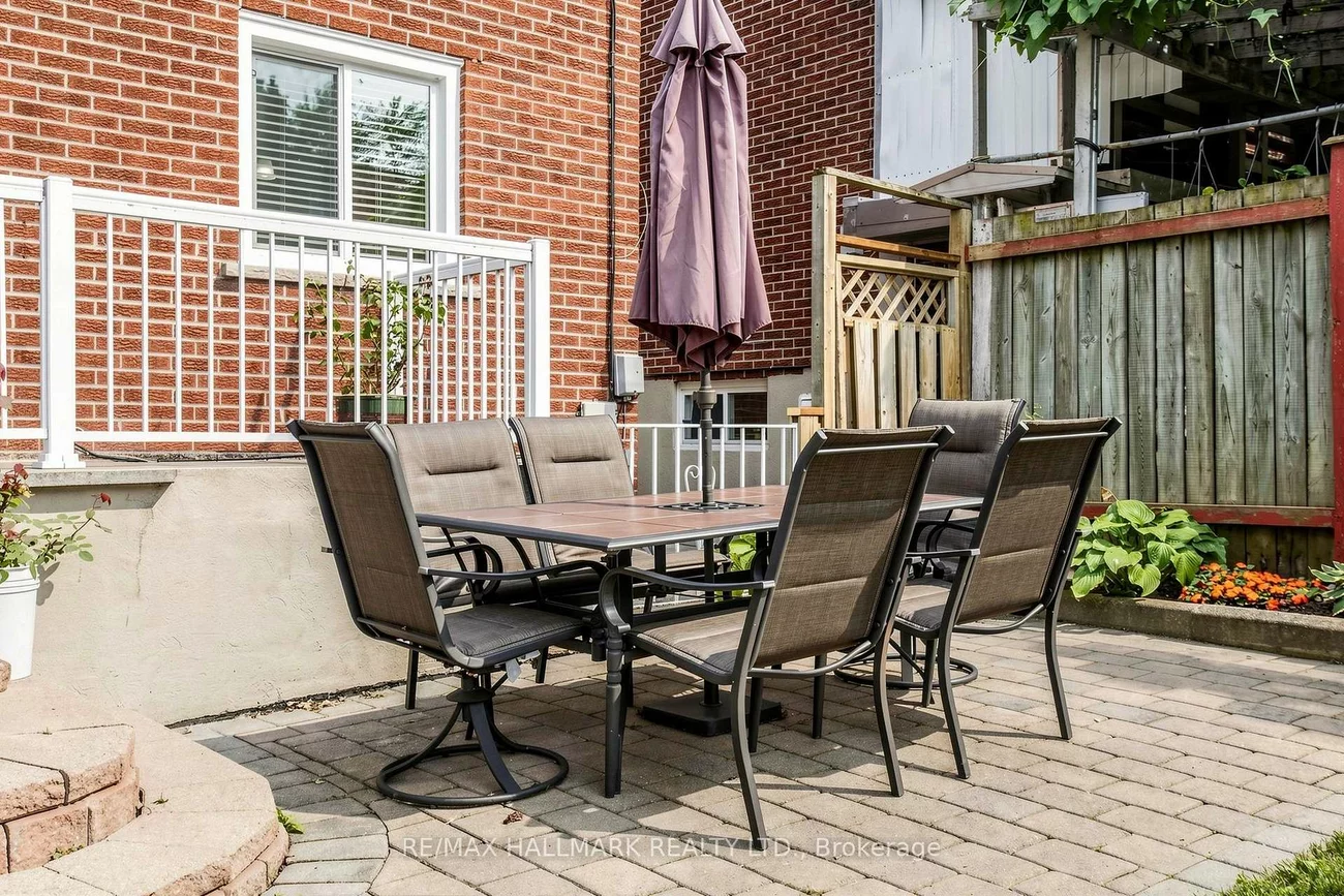 96B, Laurel, Kennedy Park, Toronto