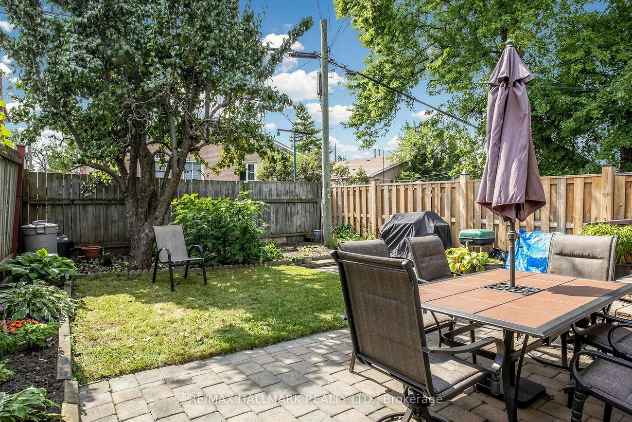 96B, Laurel, Kennedy Park, Toronto