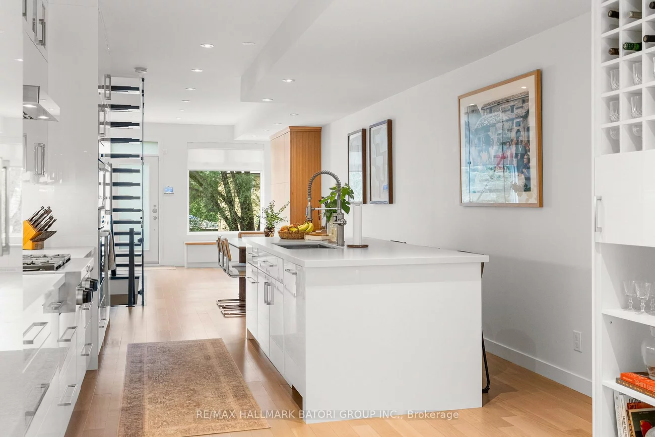 433, Ashdale, Greenwood-Coxwell, Toronto