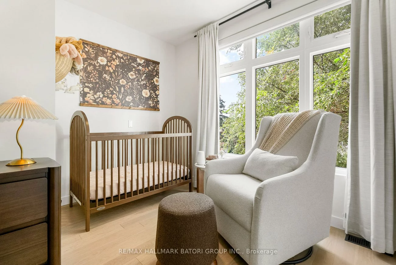 433, Ashdale, Greenwood-Coxwell, Toronto
