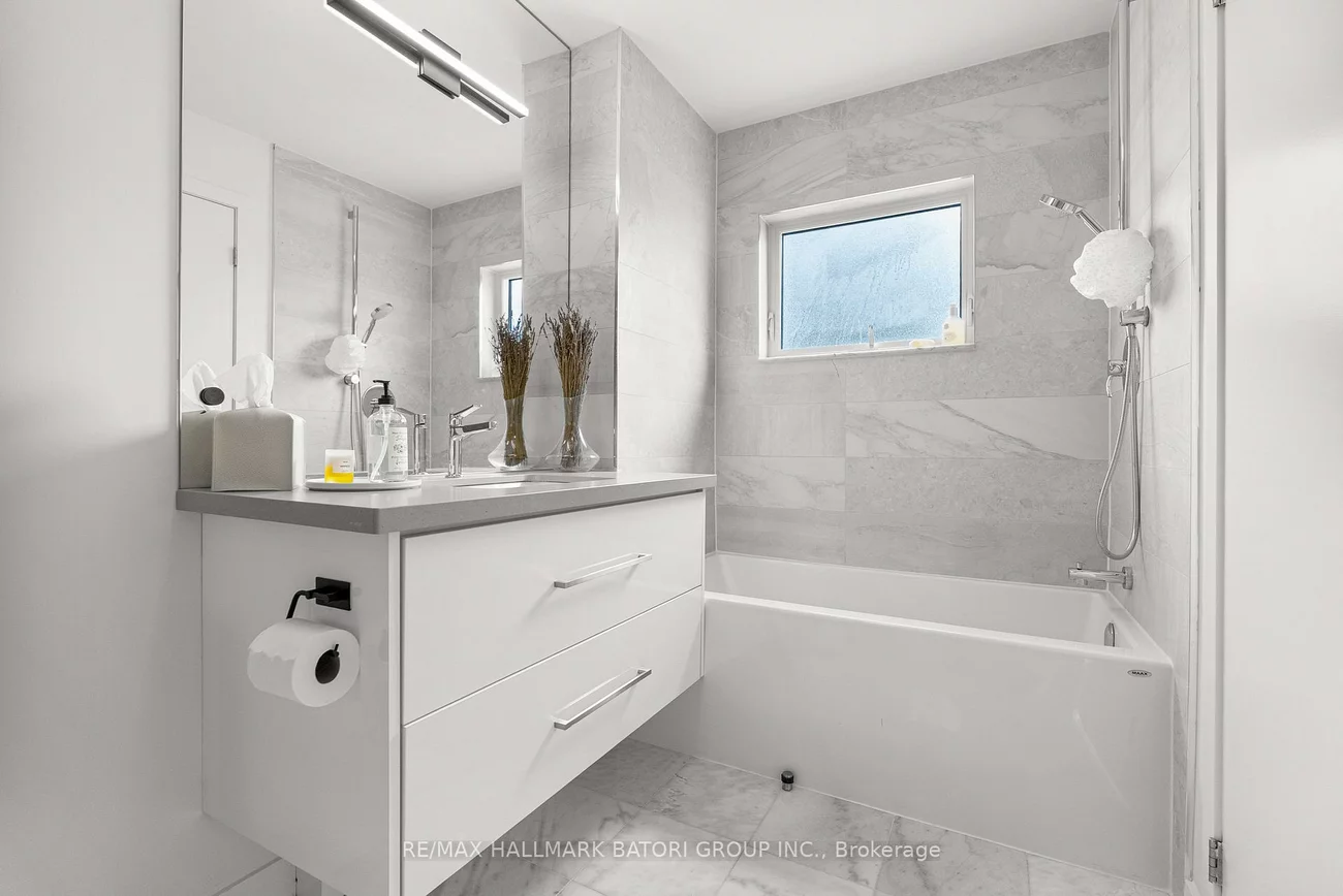 433, Ashdale, Greenwood-Coxwell, Toronto