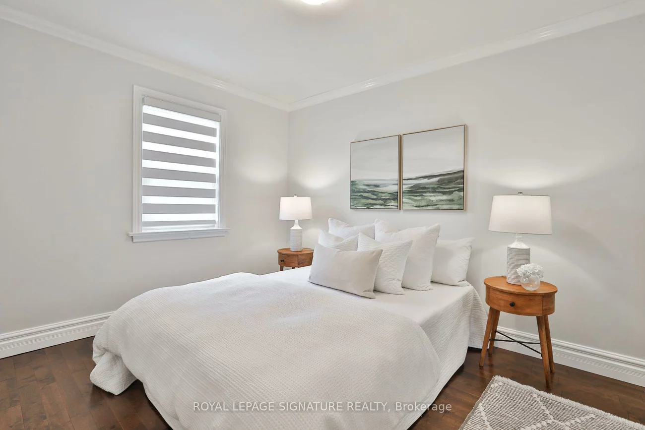 17, Flora, Dorset Park, Toronto