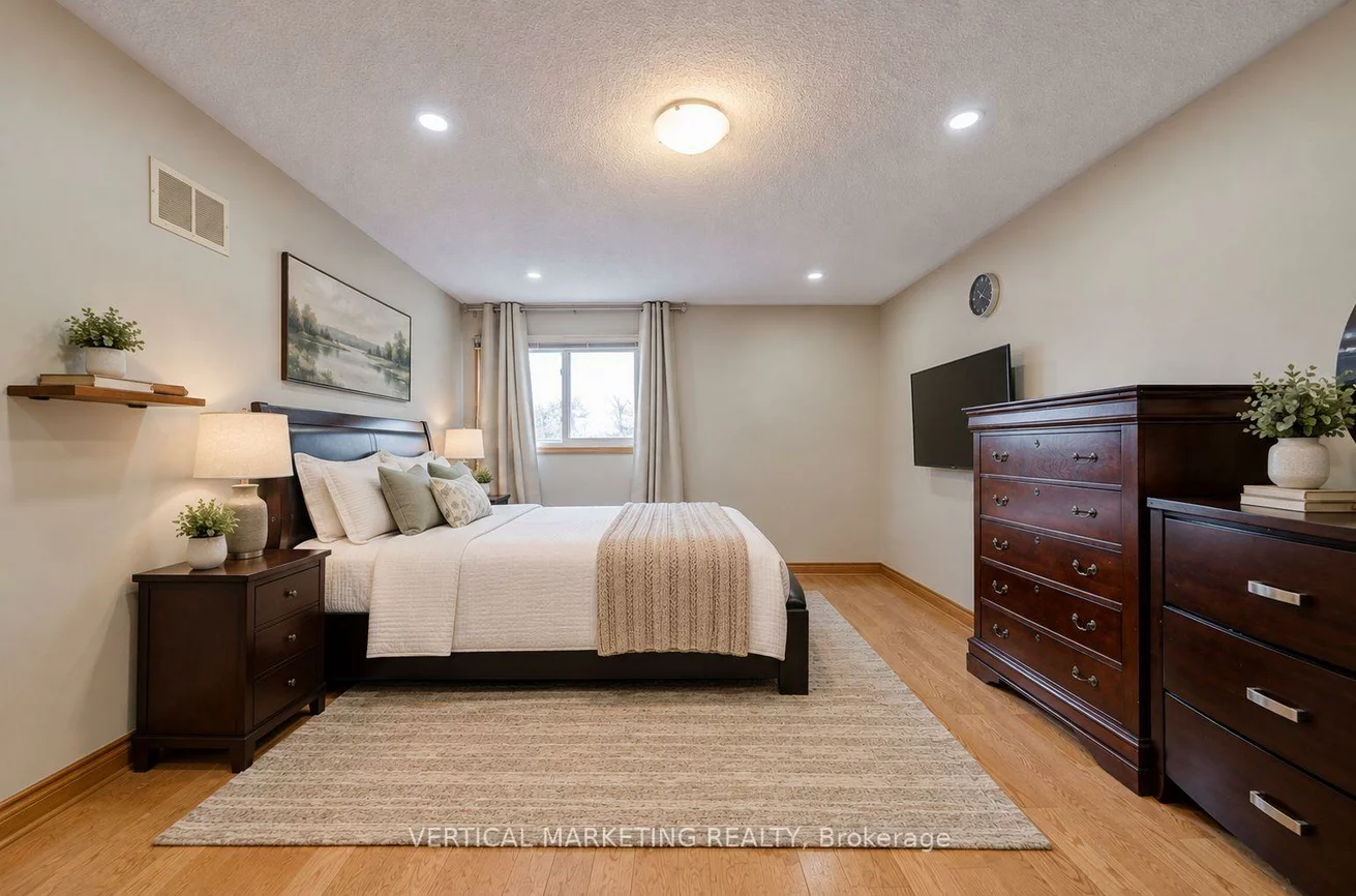 3807, Ellesmere, Highland Creek, Toronto