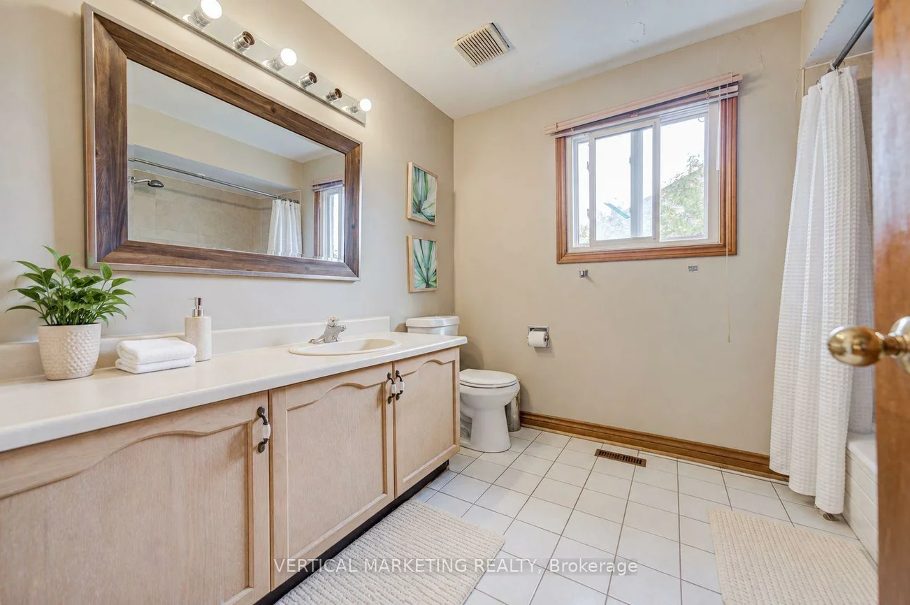 3807, Ellesmere, Highland Creek, Toronto