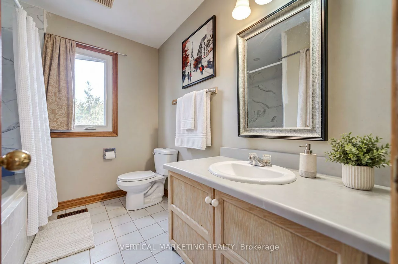 3807, Ellesmere, Highland Creek, Toronto