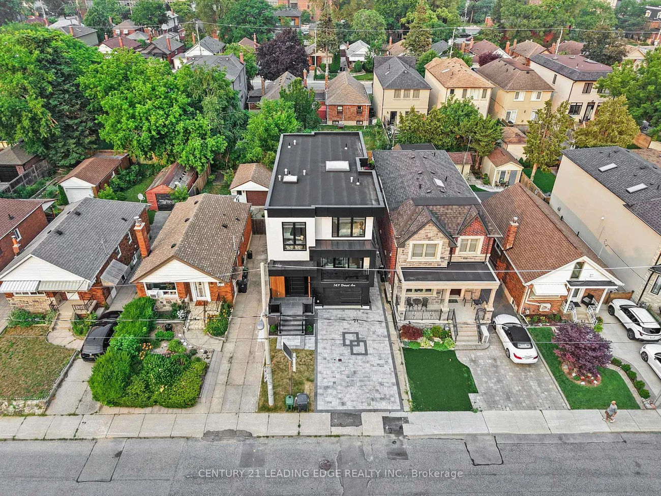 147, Durant, East York, Toronto