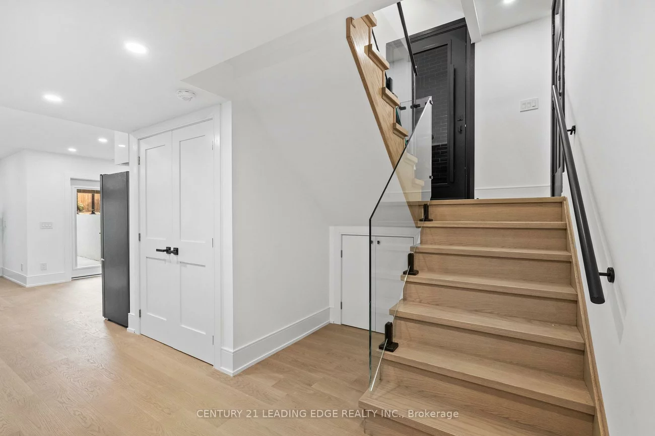 147, Durant, East York, Toronto