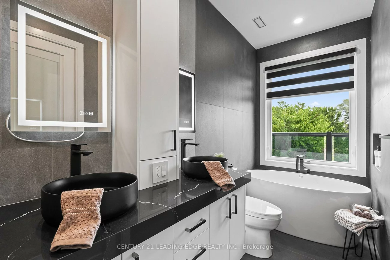 147, Durant, East York, Toronto