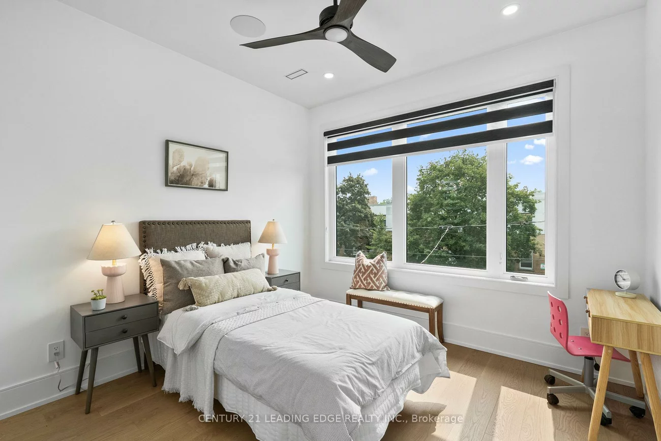 147, Durant, East York, Toronto