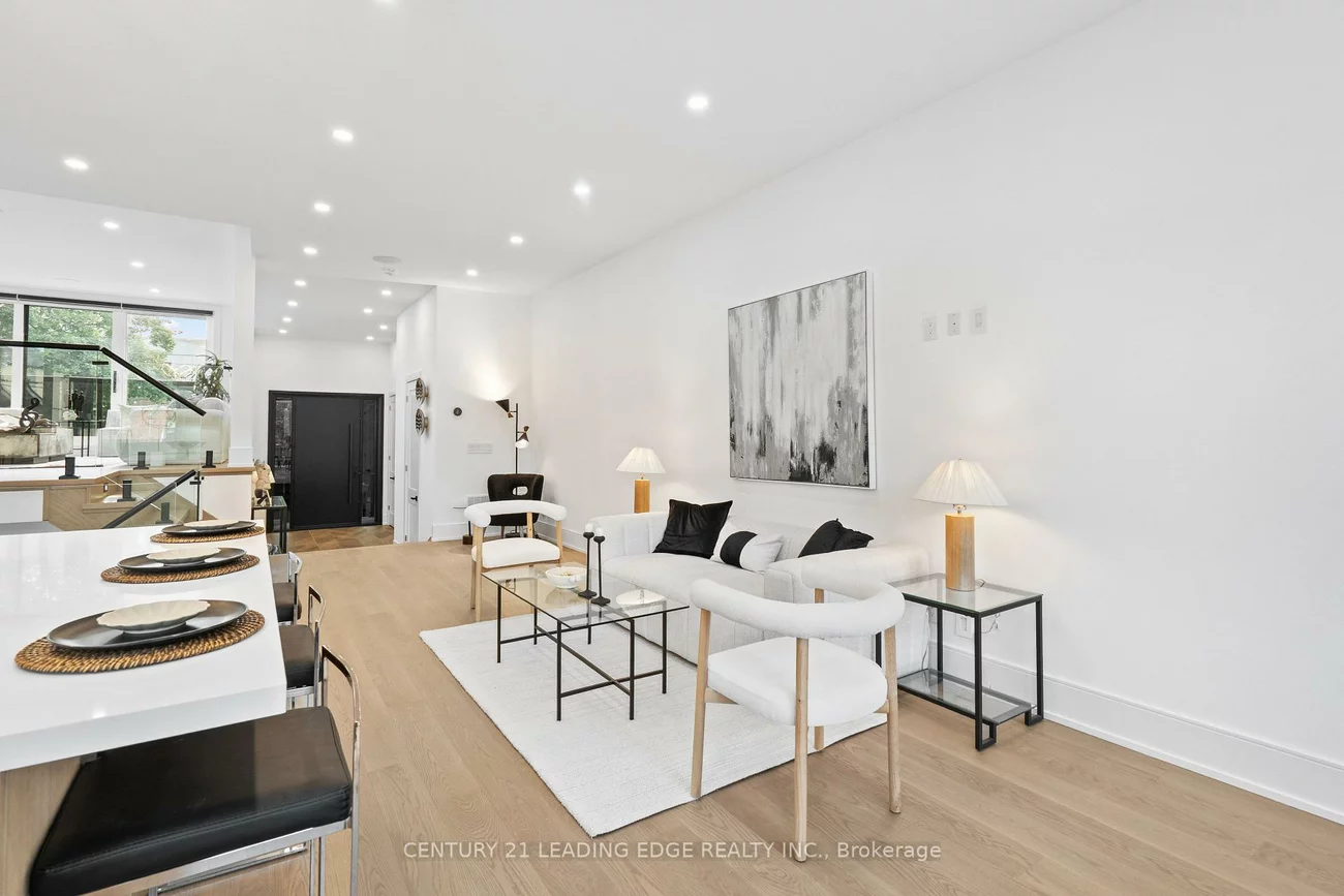 147, Durant, East York, Toronto