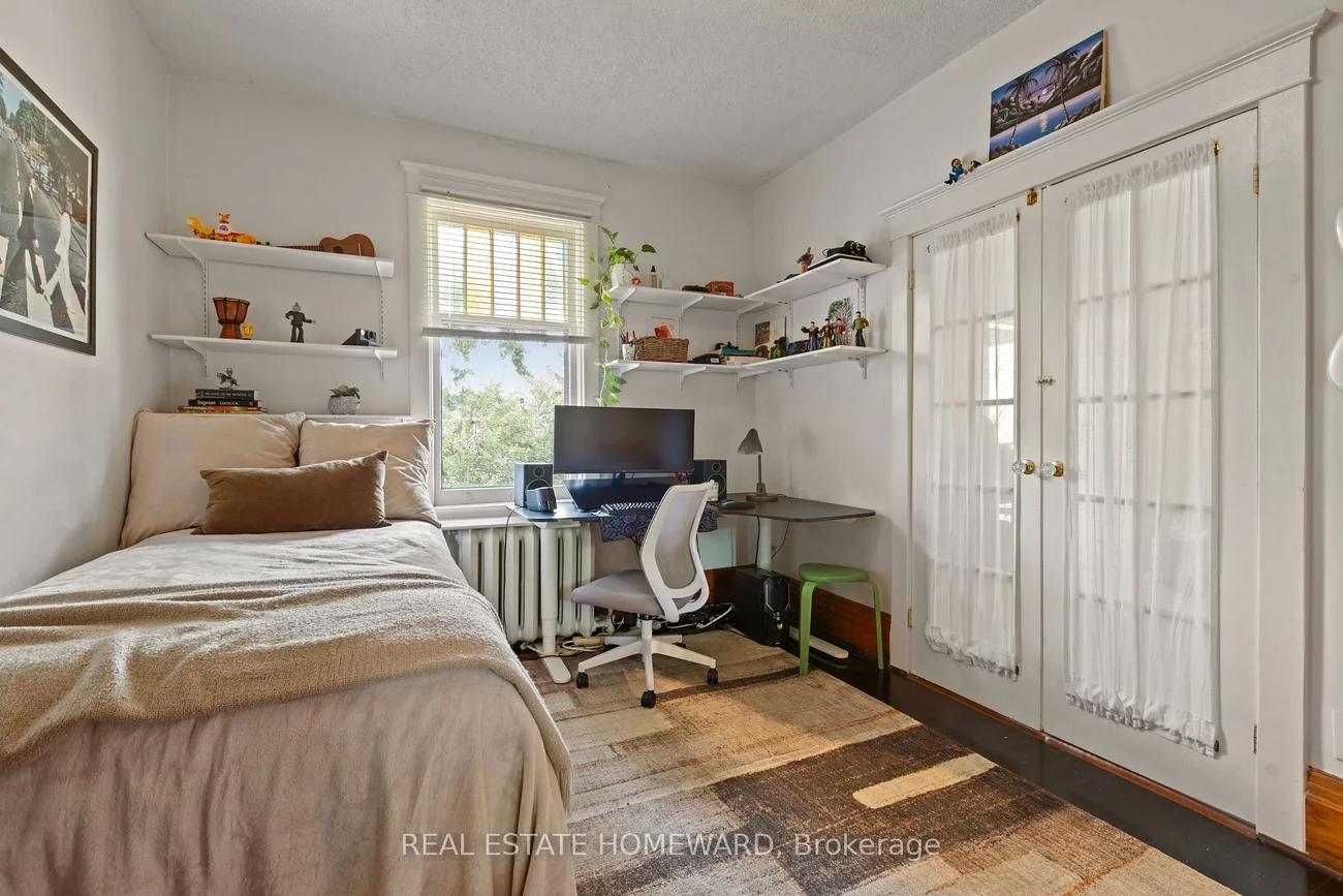 174, Heward, South Riverdale, Toronto
