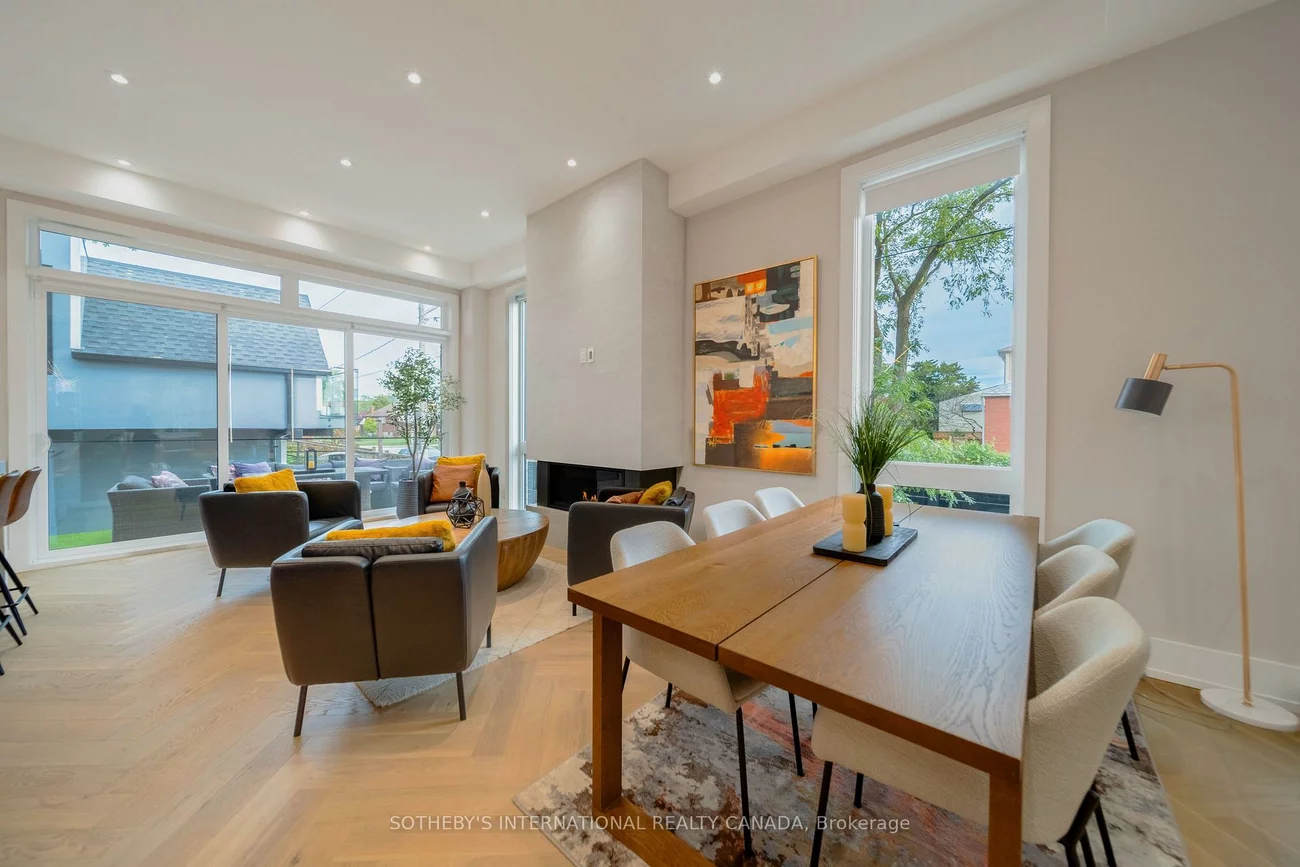 171, Durant, East York, Toronto