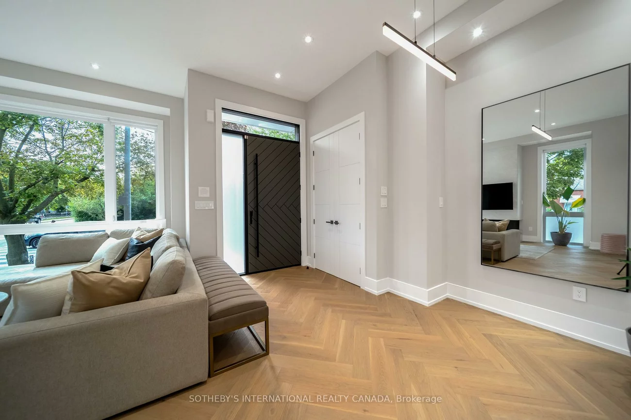171, Durant, East York, Toronto