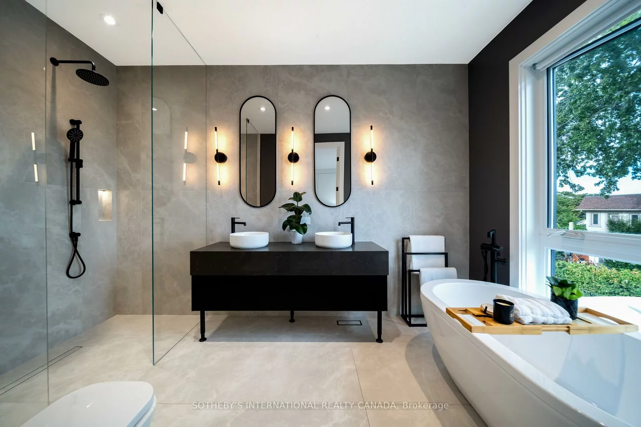 171, Durant, East York, Toronto