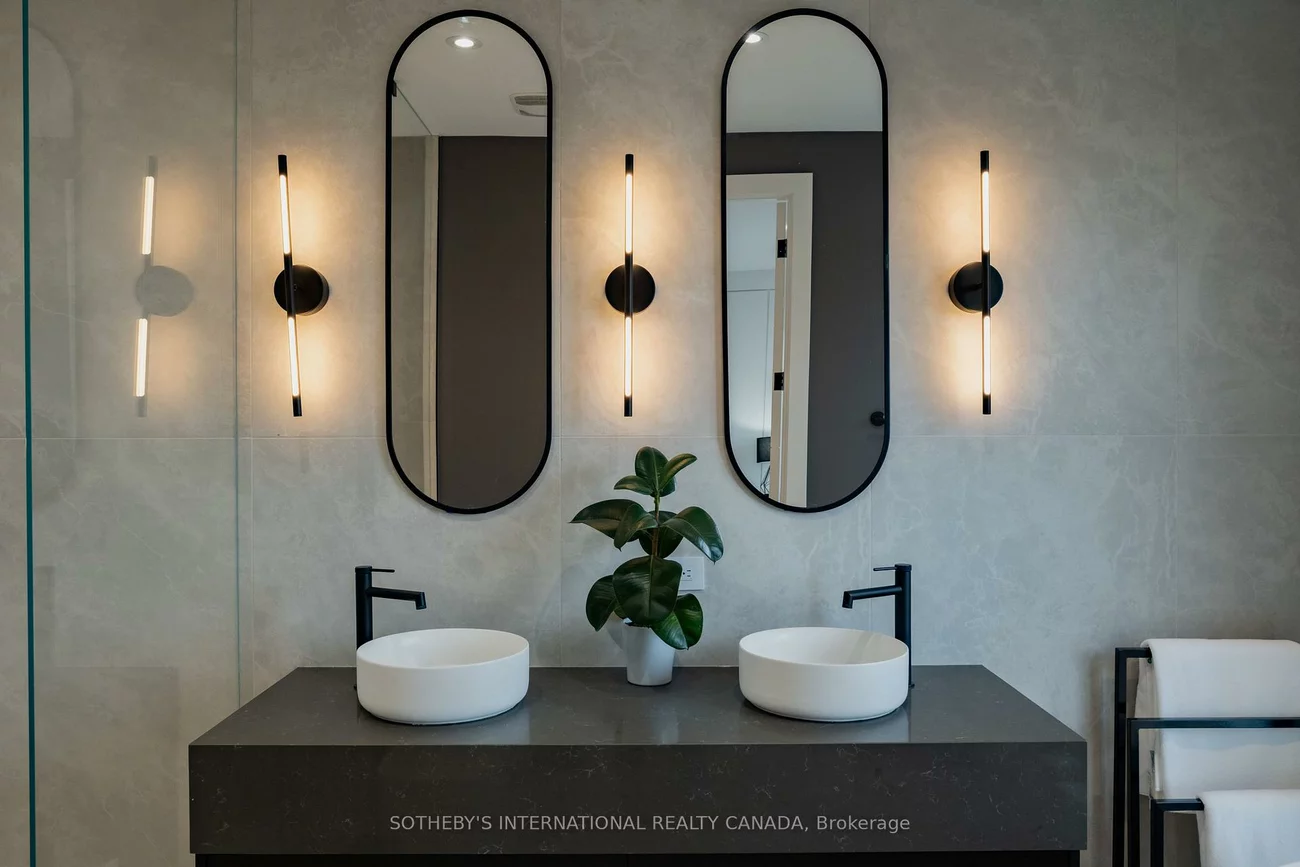 171, Durant, East York, Toronto