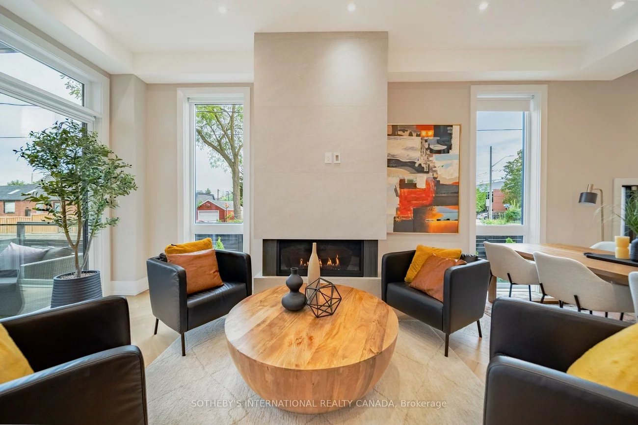 171, Durant, East York, Toronto