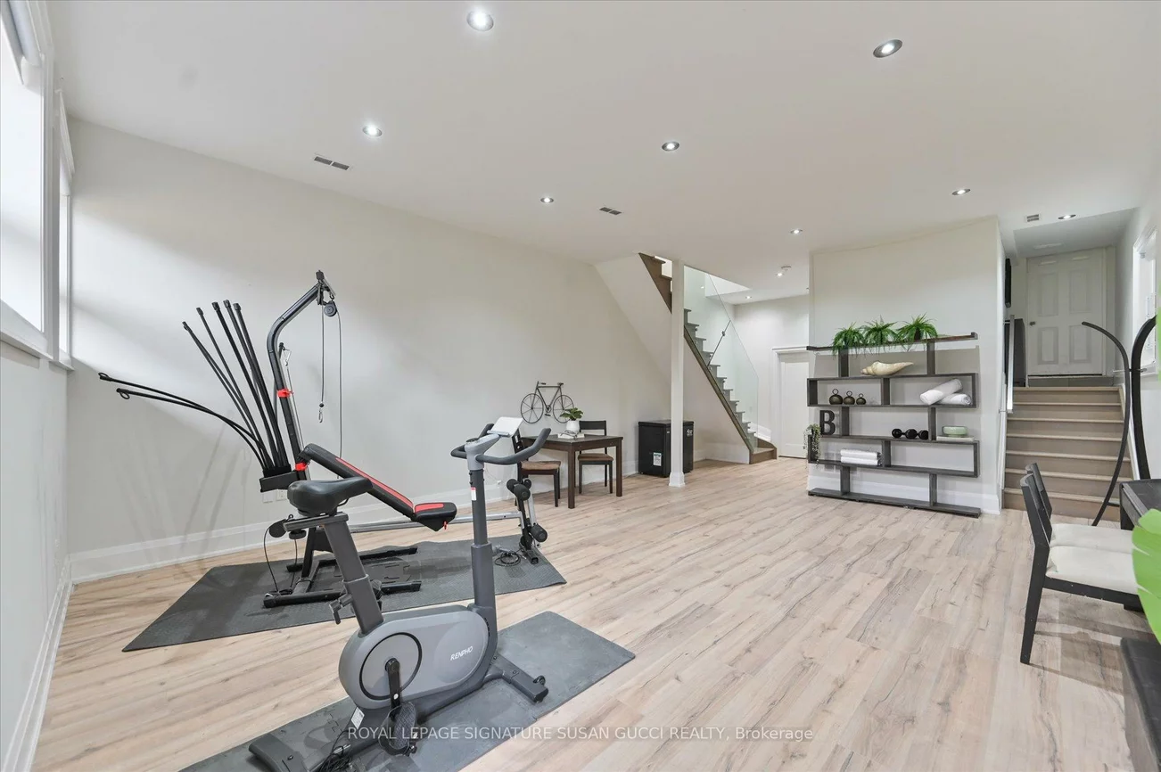 69, Holmstead, O'Connor-Parkview, Toronto