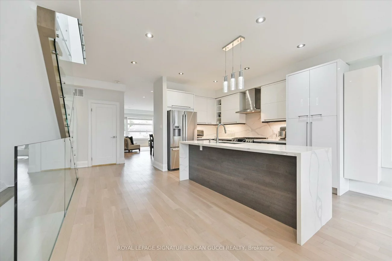 69, Holmstead, O'Connor-Parkview, Toronto