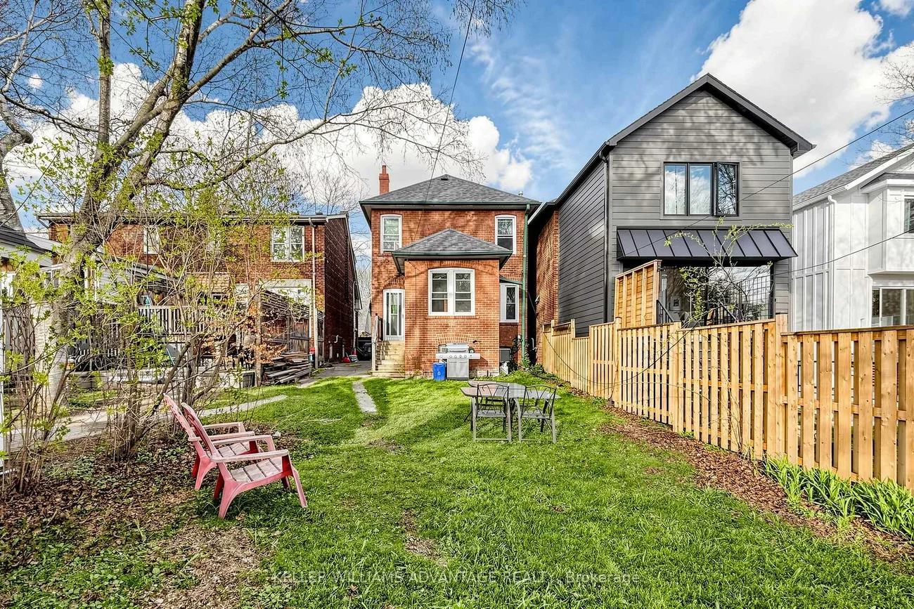 130, Elmer, The Beaches, Toronto