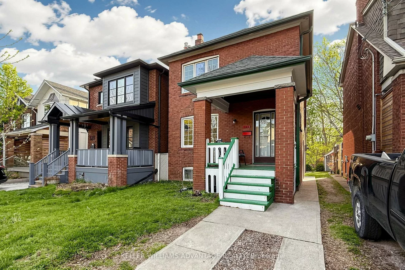 130, Elmer, The Beaches, Toronto