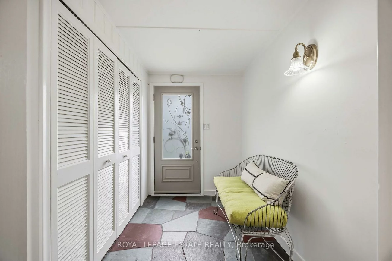 47, Harding, Birchcliffe-Cliffside, Toronto