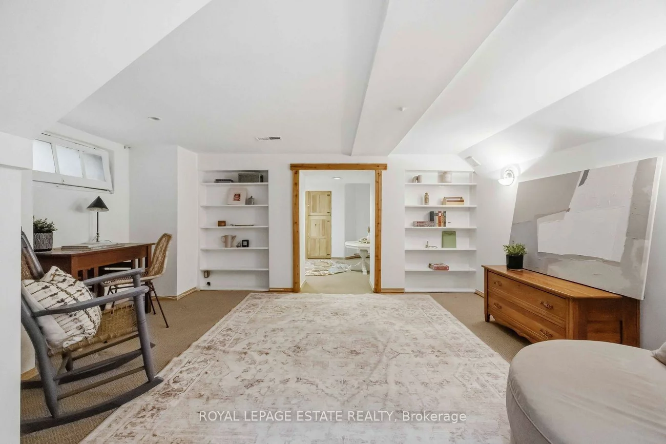 47, Harding, Birchcliffe-Cliffside, Toronto