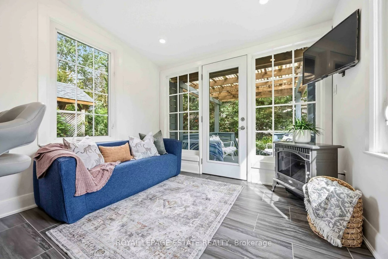 47, Harding, Birchcliffe-Cliffside, Toronto