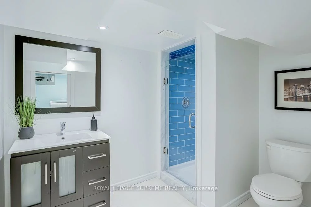 24, Wiley, Danforth Village-East York, Toronto