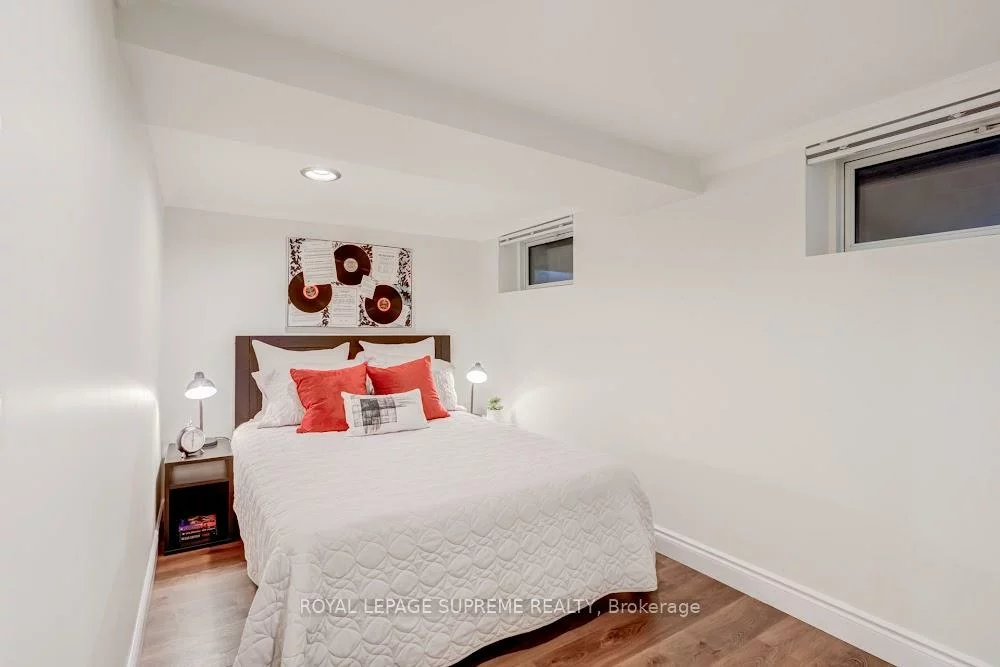 24, Wiley, Danforth Village-East York, Toronto