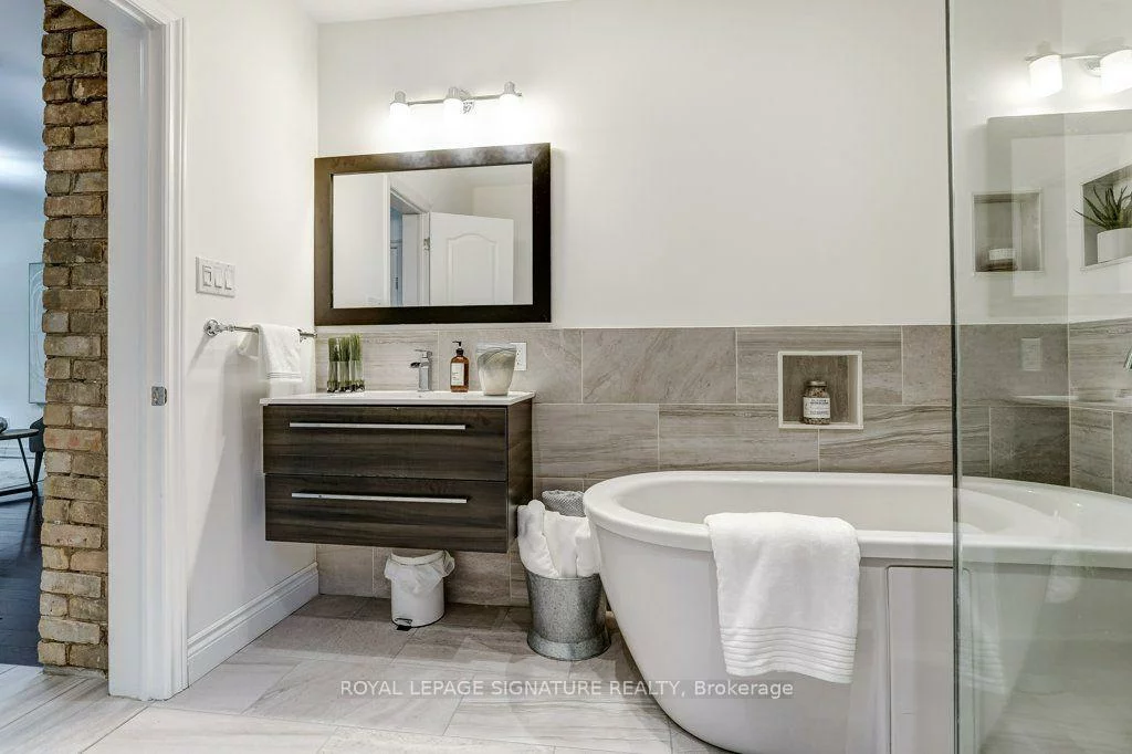 30, Birchmount, Birchcliffe-Cliffside, Toronto