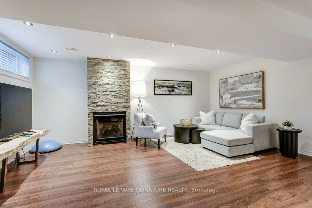 30, Birchmount, Birchcliffe-Cliffside, Toronto