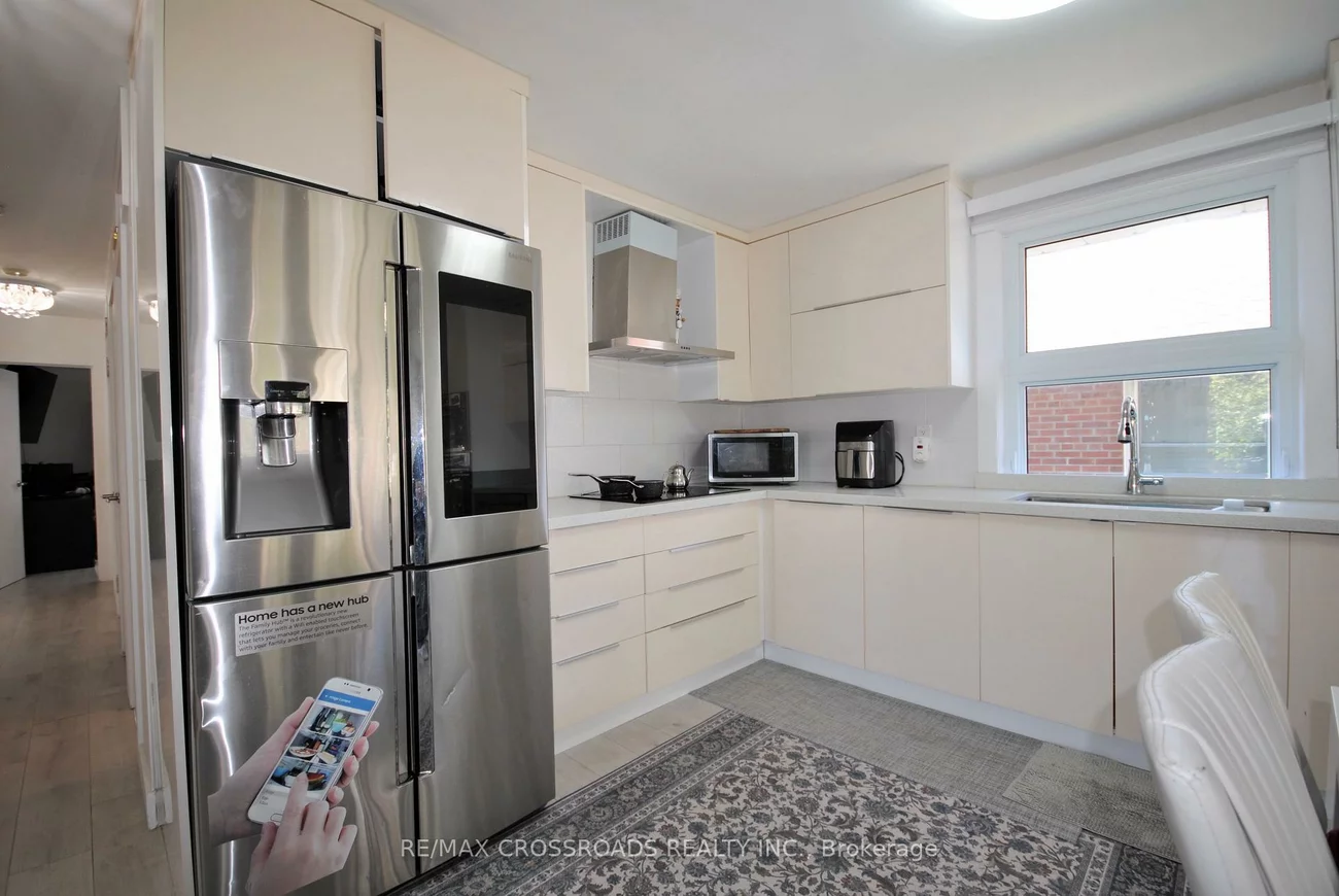 25, Arbutus, Dorset Park, Toronto