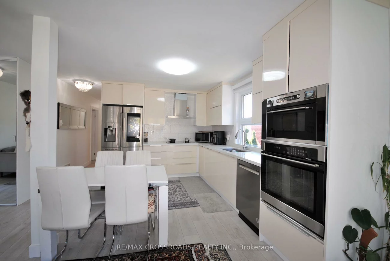 25, Arbutus, Dorset Park, Toronto