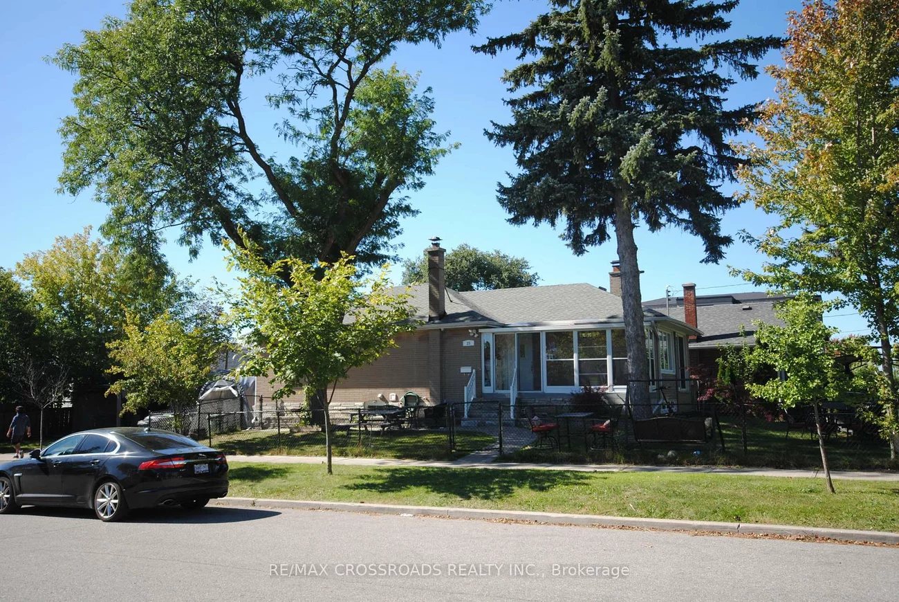25, Arbutus, Dorset Park, Toronto