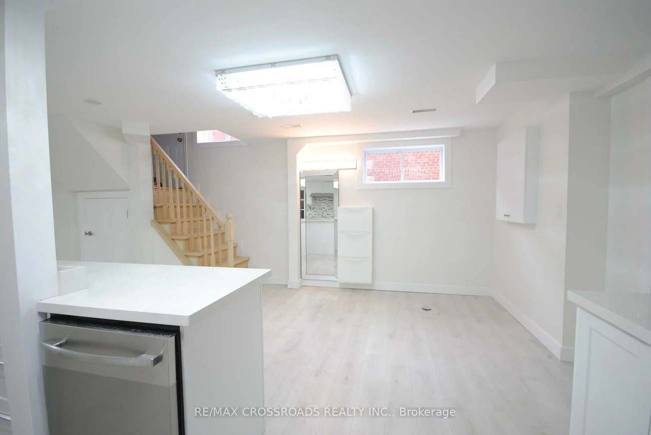 25, Arbutus, Dorset Park, Toronto