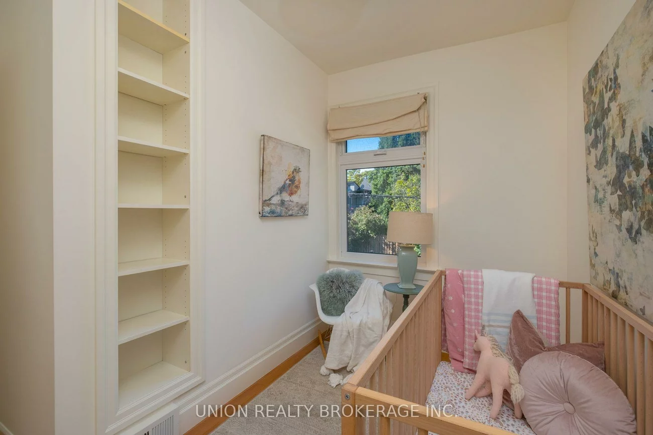 62, Bertmount, South Riverdale, Toronto