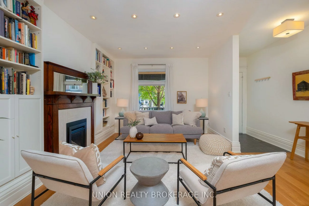 62, Bertmount, South Riverdale, Toronto