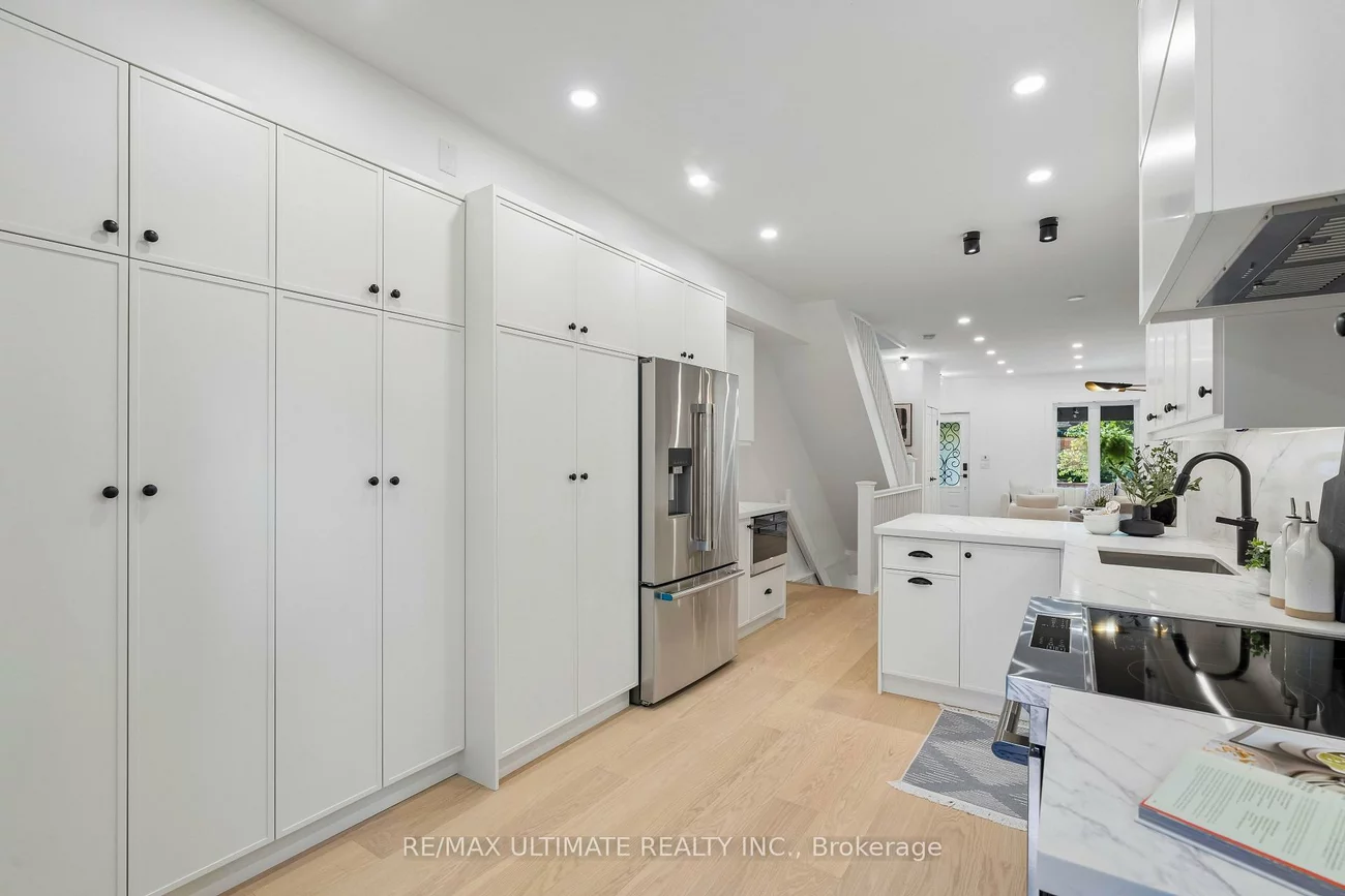 49, Ingham, North Riverdale, Toronto