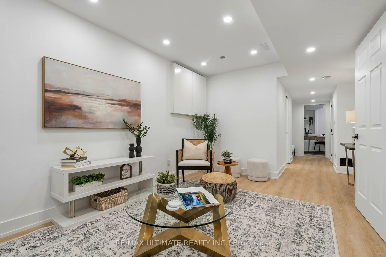 49, Ingham, North Riverdale, Toronto