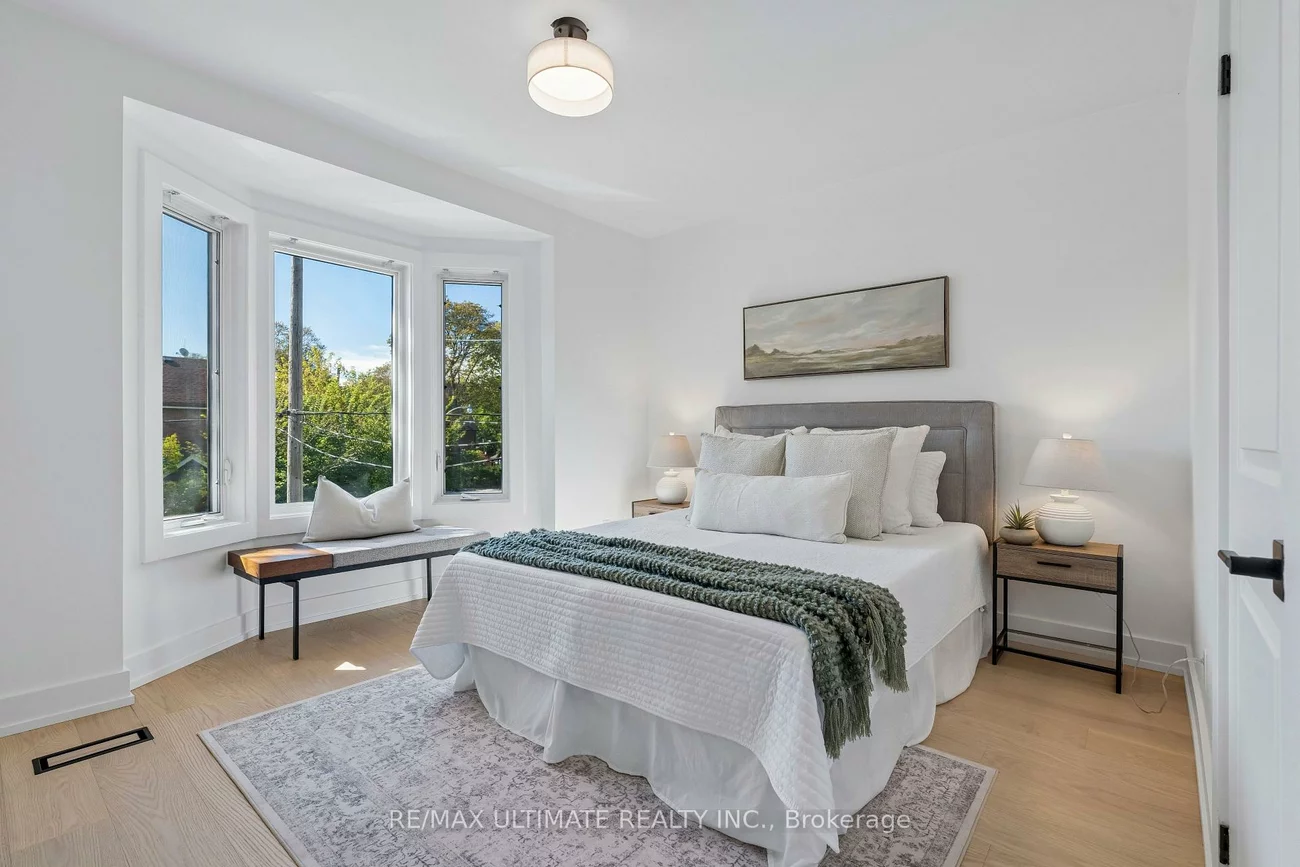 49, Ingham, North Riverdale, Toronto