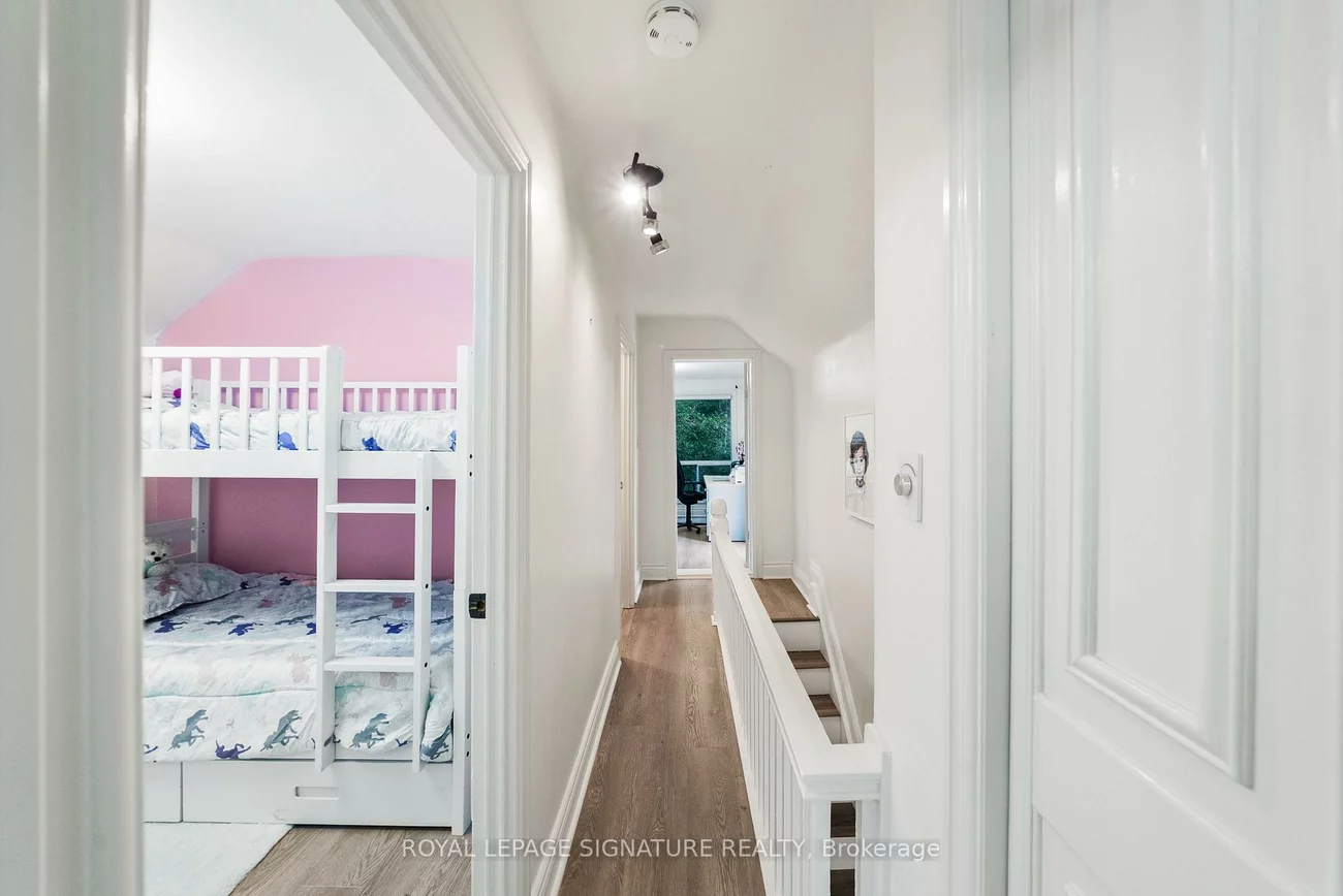122, Duvernet, East End-Danforth, Toronto