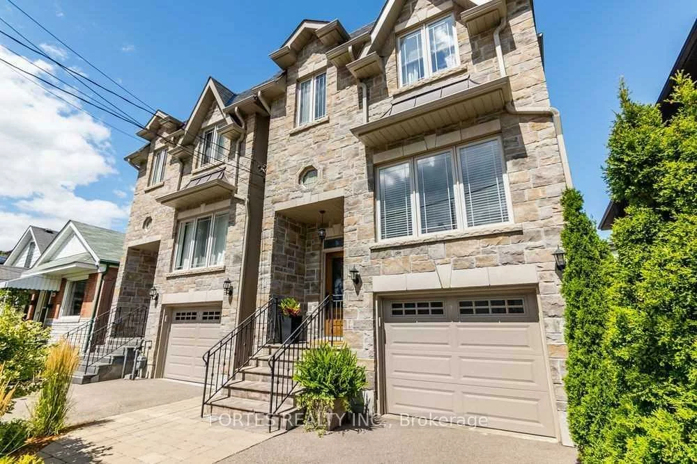 154, Holborne, Danforth Village-East York, Toronto