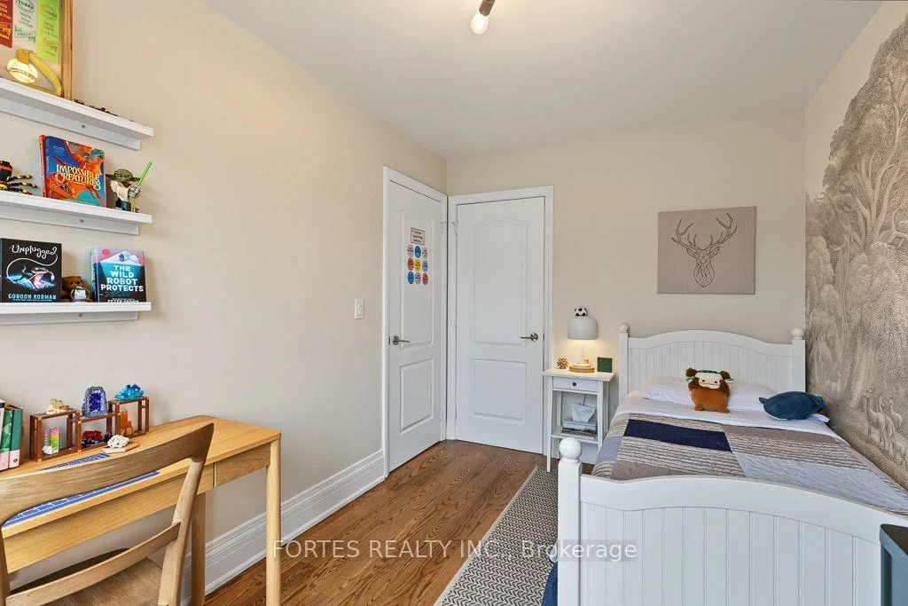 154, Holborne, Danforth Village-East York, Toronto