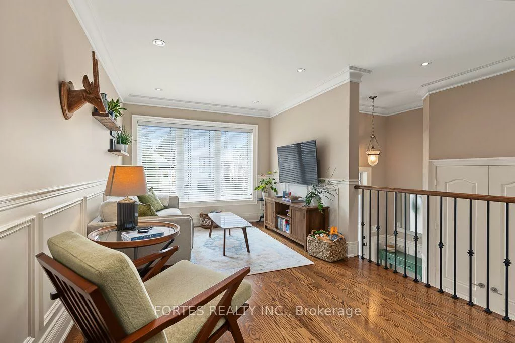 154, Holborne, Danforth Village-East York, Toronto