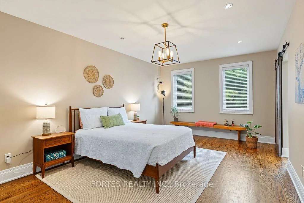 154, Holborne, Danforth Village-East York, Toronto