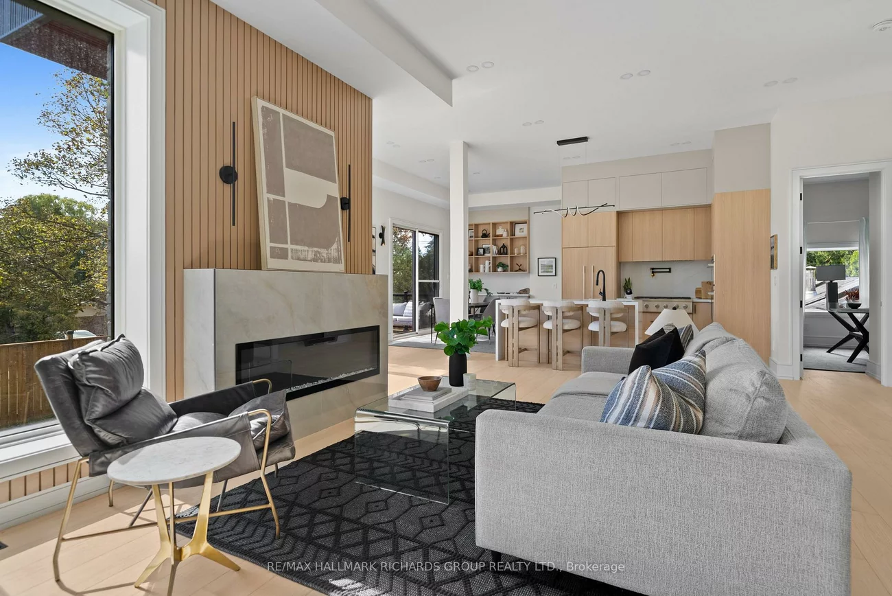 44, Sunnypoint, Cliffcrest, Toronto