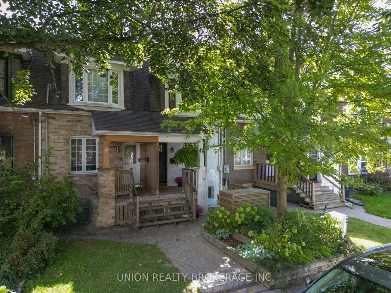 17, Ashland, Woodbine Corridor, Toronto