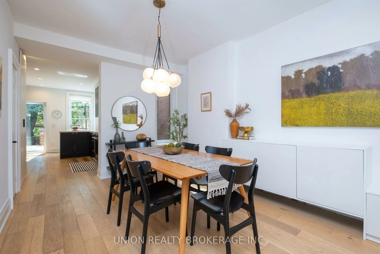 17, Ashland, Woodbine Corridor, Toronto