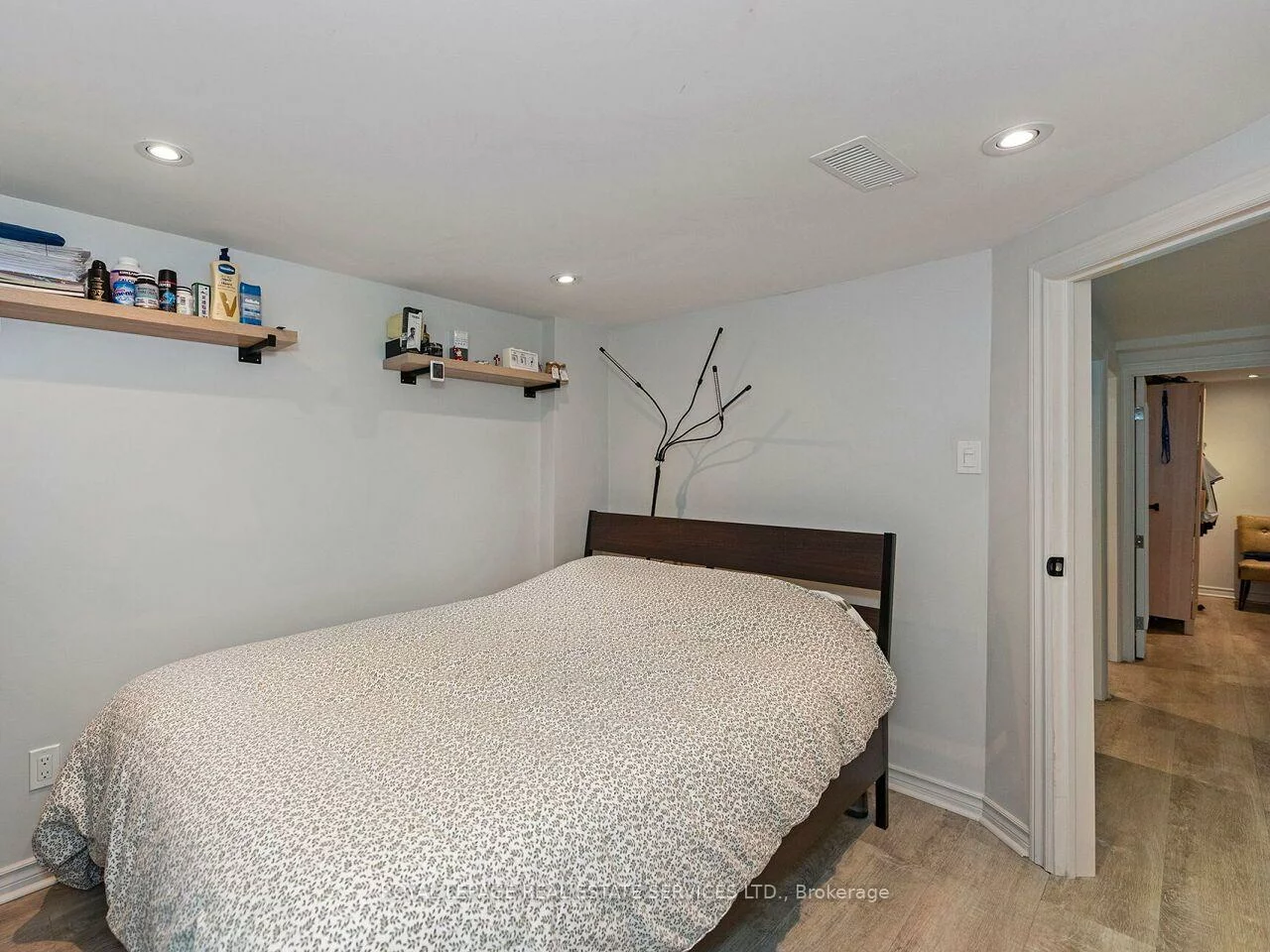62, Newmarket, Woodbine-Lumsden, Toronto