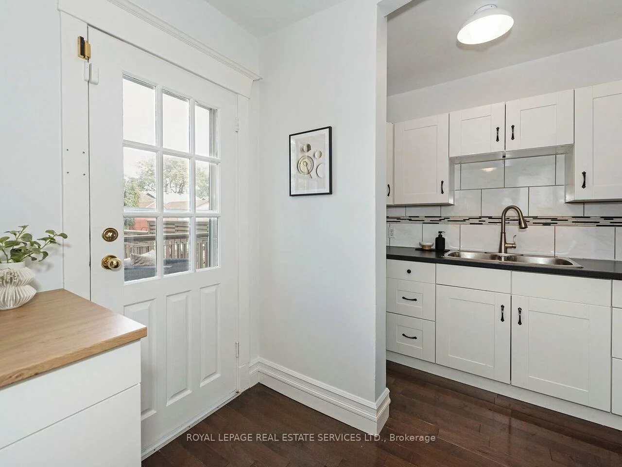 62, Newmarket, Woodbine-Lumsden, Toronto